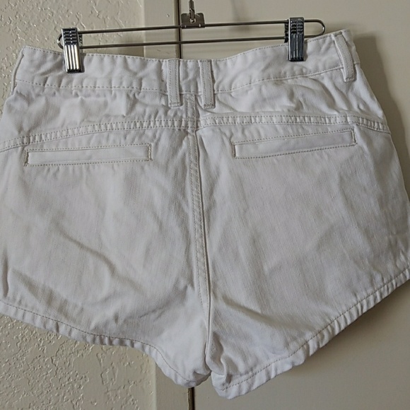 Free People High Waisted Shorts White Denim 30 - Picture 7 of 8